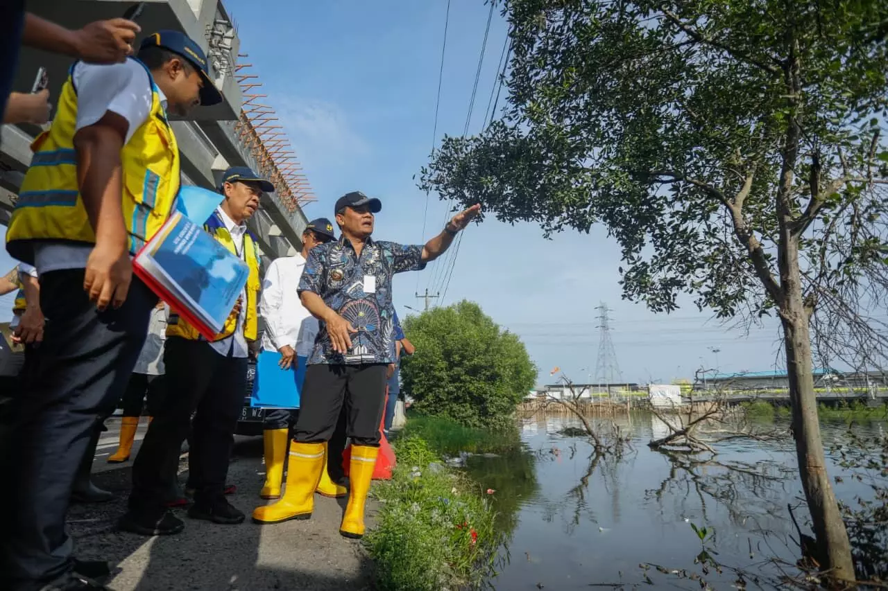Pompa penyedor air diperbanyak untuk atasi banjir di Semarang dan Demak Pompa penyedor air diperbanyak untuk atasi banjir di Semarang dan Demak