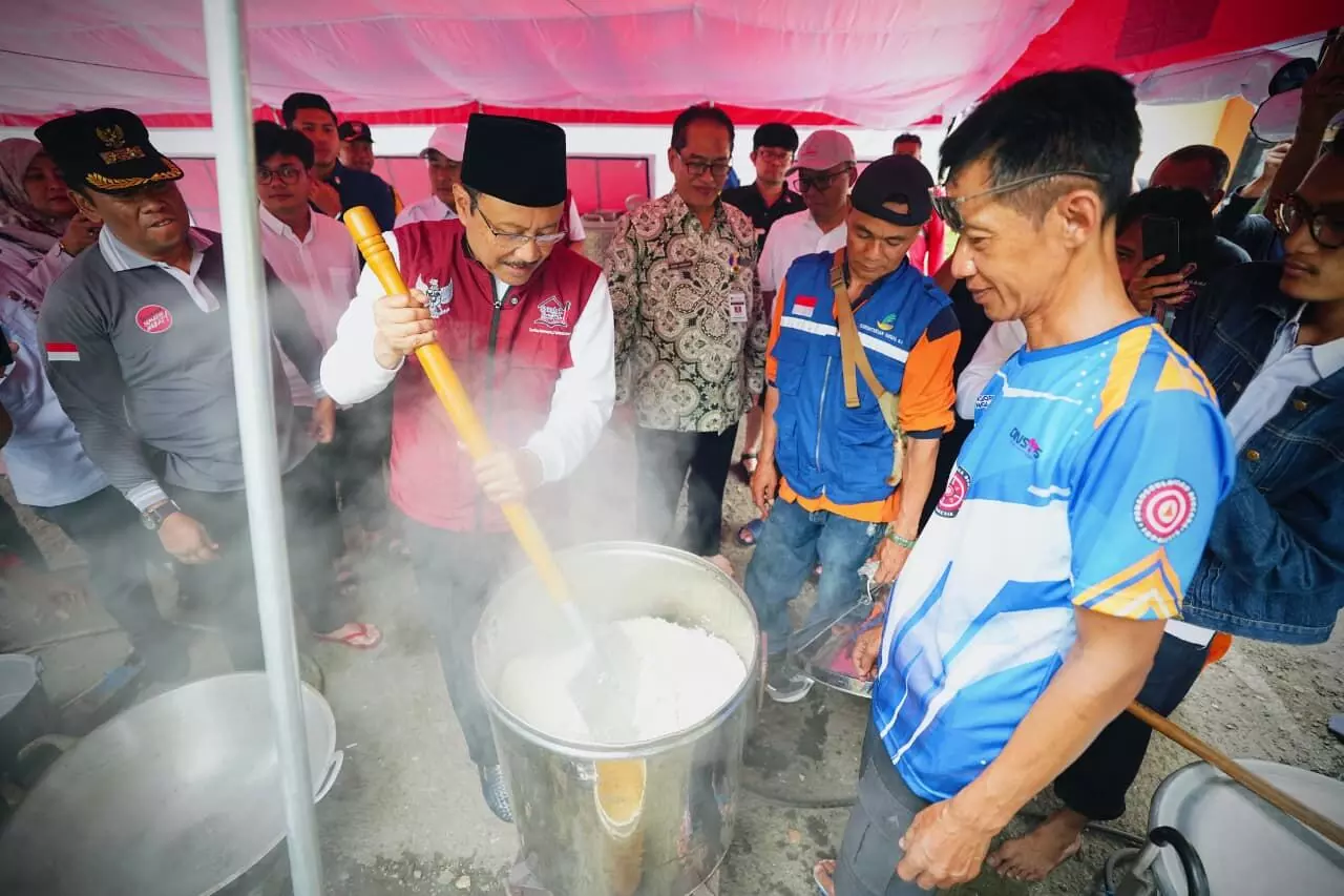 Gus Ipul pastikan penyaluran bantuan untuk korban banjir Semarang Gus Ipul pastikan penyaluran bantuan untuk korban banjir Semarang
