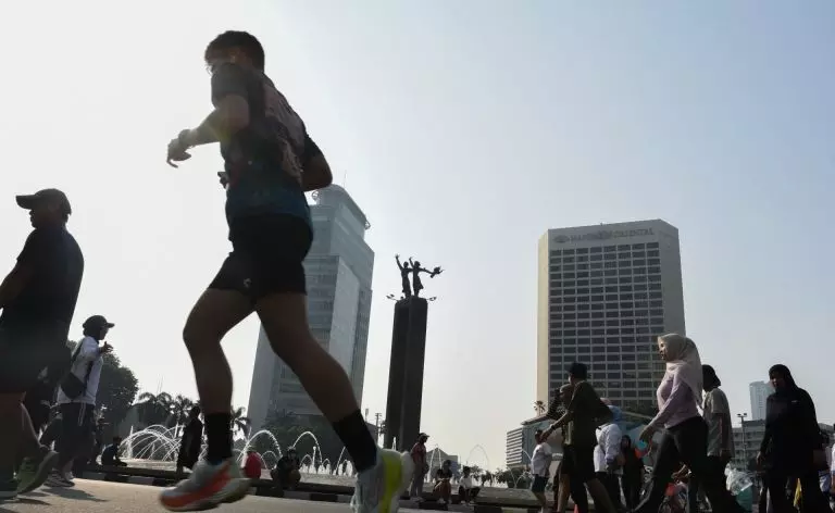 Udara Jakarta Jumat ini tak sehat bagi kelompok sensitif Udara Jakarta Jumat ini tak sehat bagi kelompok sensitif