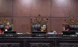 MK tolak uji materi usia pensiun guru diubah jadi 65 tahun MK tolak uji materi usia pensiun guru diubah jadi 65 tahun