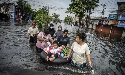 BNPB tambah pesawat OMC percepat penanganan banjir di Semarang