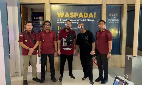 Dua warga Iran terlibat kriminal dideportasi dari Kediri Dua warga Iran terlibat kriminal dideportasi dari Kediri