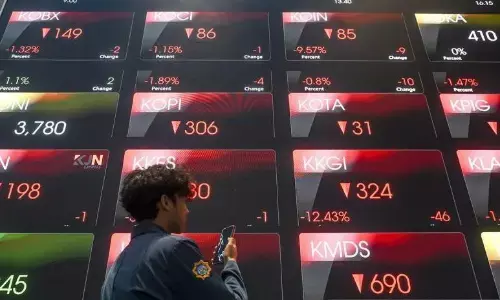 IHSG ditutup menguat di tengah pelemahan mayoritas bursa kawasan Asia IHSG ditutup menguat di tengah pelemahan mayoritas bursa kawasan Asia