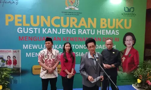 GKR Hemas luncurkan buku tentang penguatan DPD RI dan otomomi daerah GKR Hemas luncurkan buku tentang penguatan DPD RI dan otomomi daerah