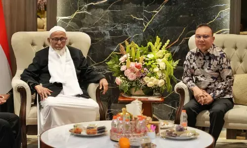 Dasco terima kunjungan Abu Bakar Baasyir bahas isu kebangsaan Dasco terima kunjungan Abu Bakar Baasyir bahas isu kebangsaan