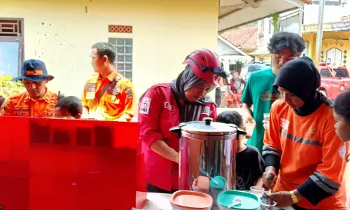 BAZNAS Tanggap Bencana bantu warga terdampak banjir bandang Cisolok BAZNAS Tanggap Bencana bantu warga terdampak banjir bandang Cisolok