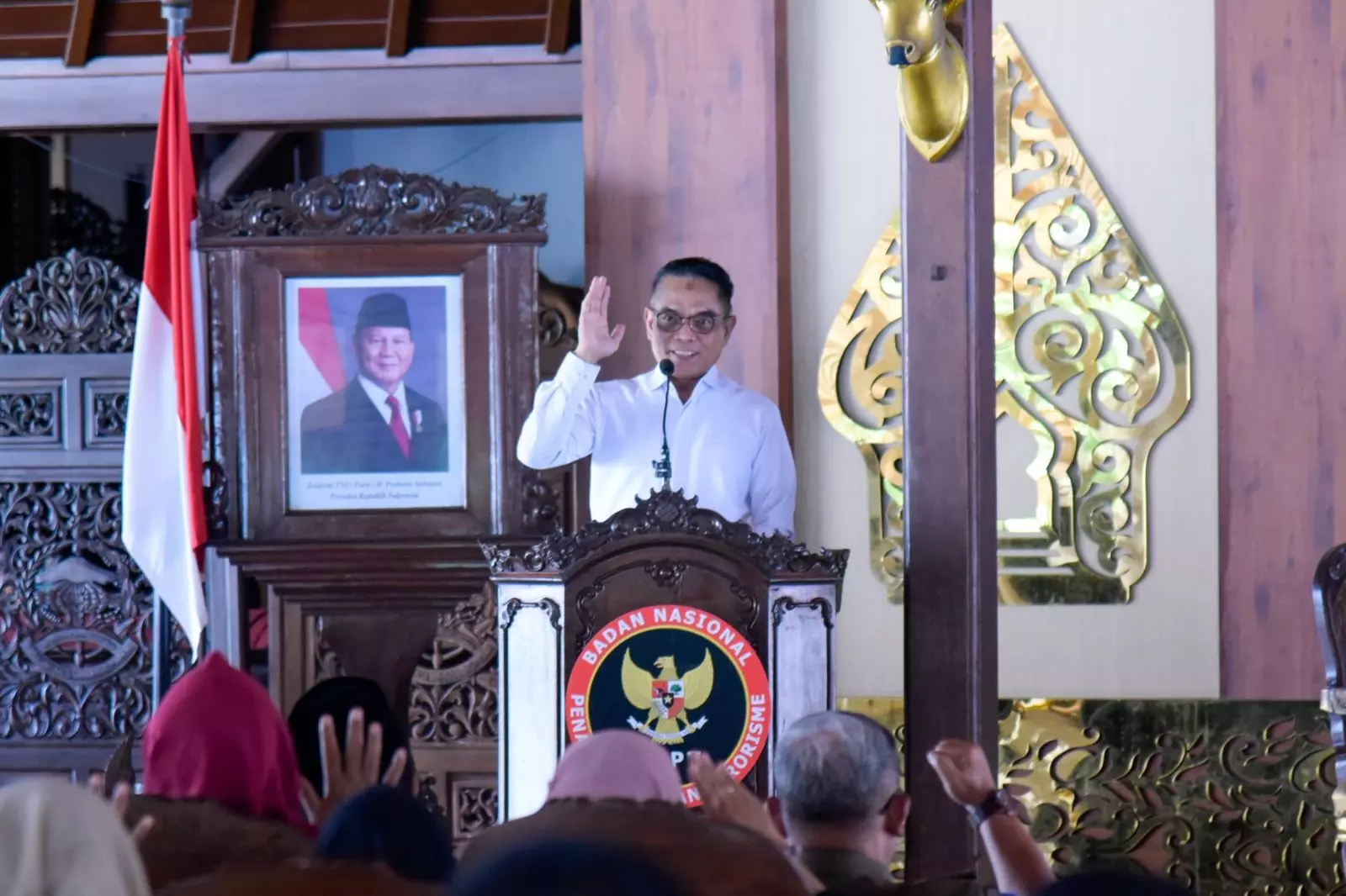 BNPT sampaikan pentingnya nilai-nilai kebangsaan hadapi arus informasi di ruang digital BNPT sampaikan pentingnya nilai-nilai kebangsaan hadapi arus informasi di ruang digital