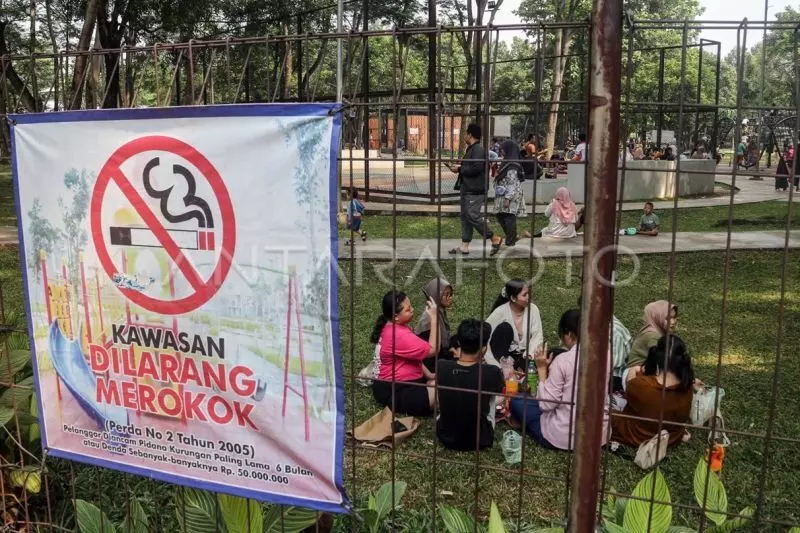 Pansus tegas larang rokok dijual dekat sekolah dan tempat bermain anak Pansus tegas larang rokok dijual dekat sekolah dan tempat bermain anak