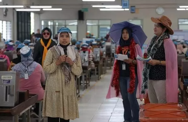 Menuju “Festival Keluarga Sehat 2025”, ribuan karyawan Djarum diajak `Belanja Pinter Gizine Bener` Menuju “Festival Keluarga Sehat 2025”, ribuan karyawan Djarum diajak `Belanja Pinter Gizine Bener`