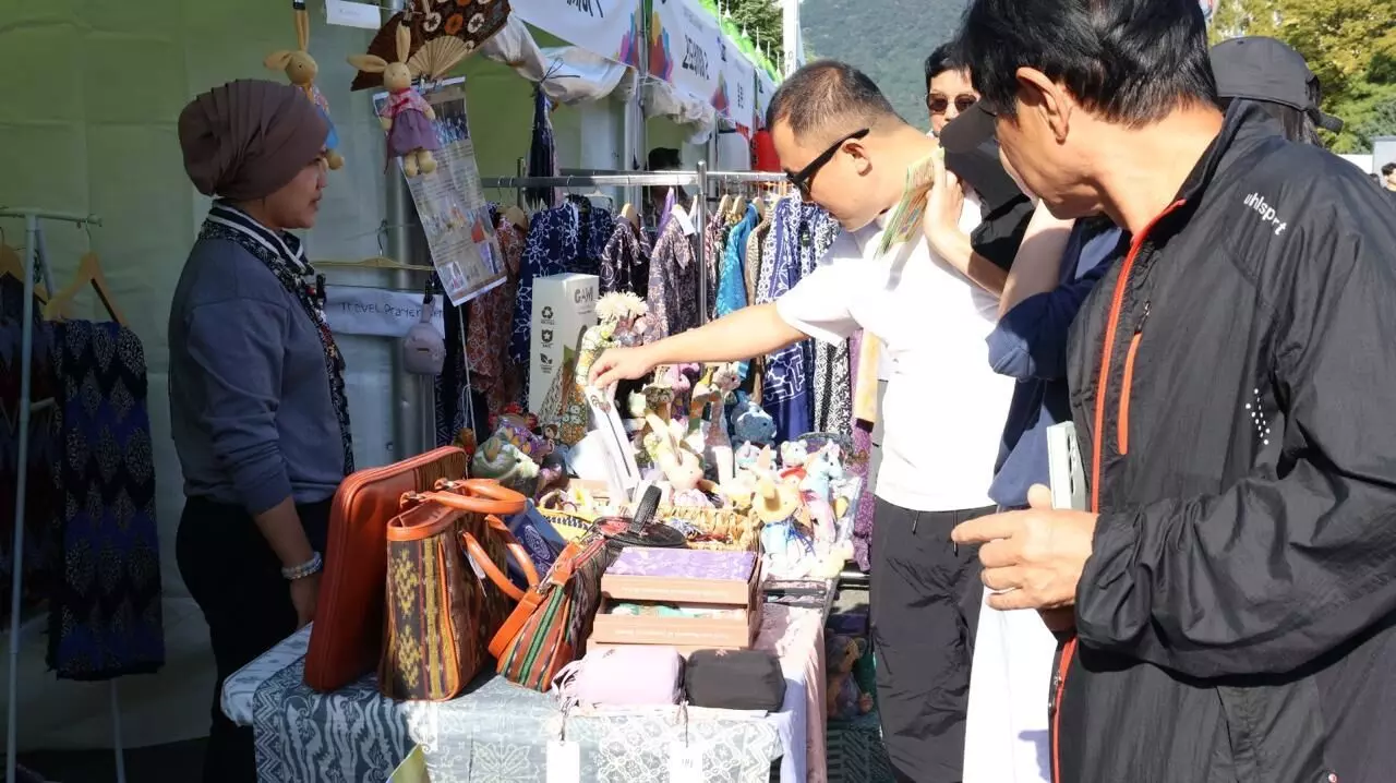 UMKM binaan PLN UID Jakarta Raya Goes to Korea Selatan UMKM binaan PLN UID Jakarta Raya Goes to Korea Selatan