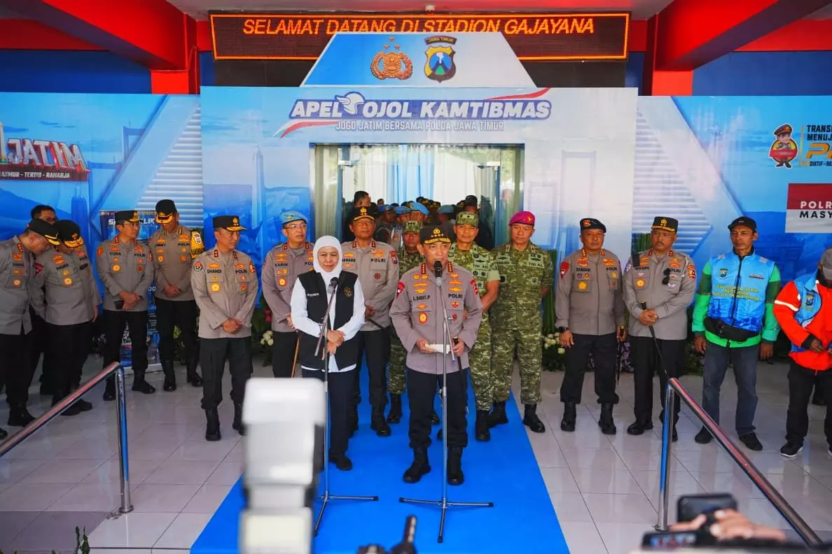 Kapolri dan Kakorlantas hadiri Apel Ojol Kamtibmas di Malang Kapolri dan Kakorlantas hadiri Apel Ojol Kamtibmas di Malang