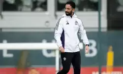 Martinez absen lawan Nottingham meski sudah kembali berlatih