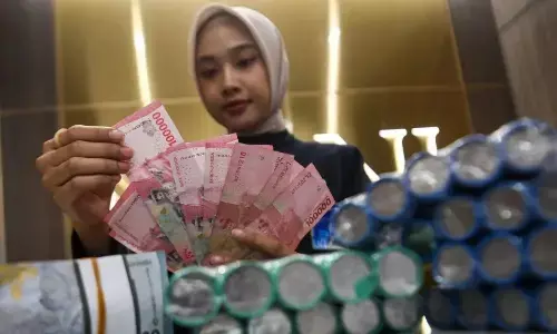 Rupiah pada Jumat pagi menguat jadi Rp16.620 per dolar AS