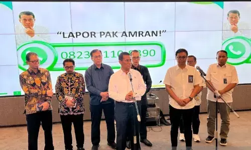 Mentan siapkan kanal Lapor Pak Amran untuk lindungi petani Indonesia Mentan siapkan kanal Lapor Pak Amran untuk lindungi petani Indonesia