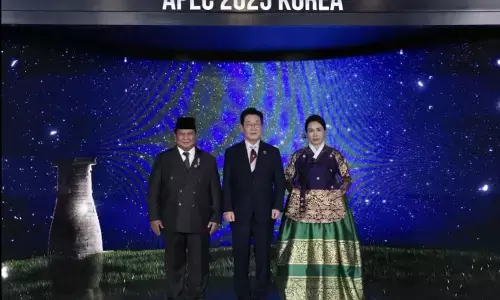 Prabowo hadiri gala dinner KTT APEC 2025 bersama pemimpin dunia Prabowo hadiri gala dinner KTT APEC 2025 bersama pemimpin dunia