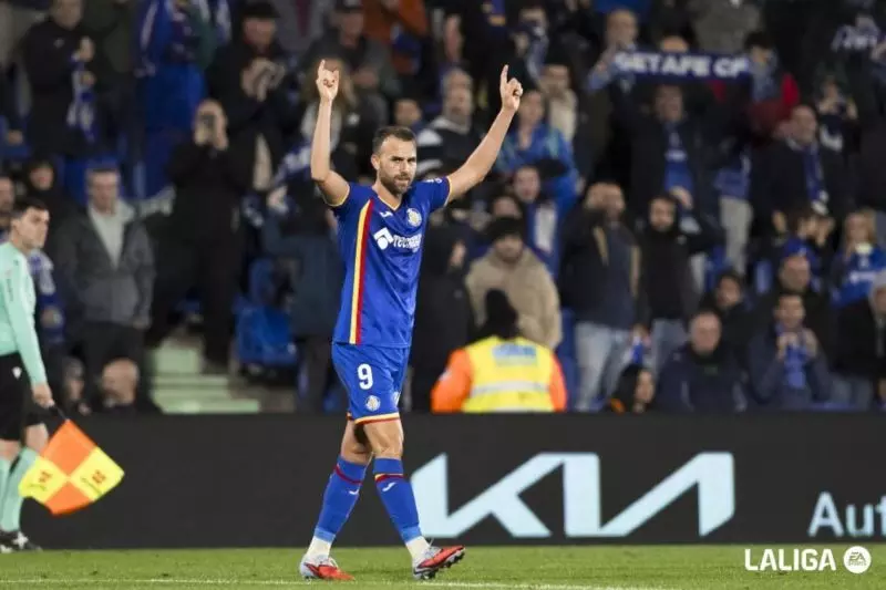 Getafe dekati empat besar setelah kalahkan Girona 2-1 Getafe dekati empat besar setelah kalahkan Girona 2-1