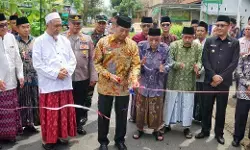Bupati Magelang resmikan Jalan KH Utsman di Tegalrejo Bupati Magelang resmikan Jalan KH Utsman di Tegalrejo