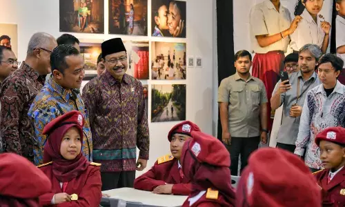 Mensos sebut lulusan Sekolah Rakyat dapat beasiswa ke Tiongkok dan peluang kerja Mensos sebut lulusan Sekolah Rakyat dapat beasiswa ke Tiongkok dan peluang kerja