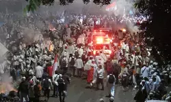 4 November 2016: Aksi 411 di Jakarta berujung ricuh 4 November 2016: Aksi 411 di Jakarta berujung ricuh