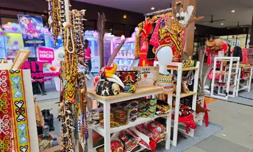 Festival Budaya Gawai di Serpong hadirkan kesenian dan kuliner dayak Festival Budaya Gawai di Serpong hadirkan kesenian dan kuliner dayak