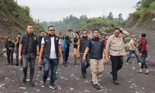 Bareskrim Polri gerebek penambangan ilegal di Taman Nasional Gunung Merapi Bareskrim Polri gerebek penambangan ilegal di Taman Nasional Gunung Merapi