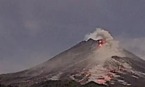 5 November 2010: Gunung Merapi meletus