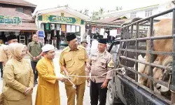 Bupati Langkat serahkan bantuan untuk Haul Tuan Guru Besilam ke-102