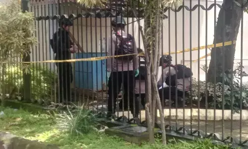 Warga Jetis Yogyakarta temukan mortir diduga sisa Perang Dunia II Warga Jetis Yogyakarta temukan mortir diduga sisa Perang Dunia II