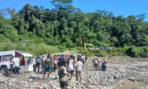 Banjir Bandang Nduga, BNPB catat 15 orang meninggal dunia, 8 orang dalam pencarian