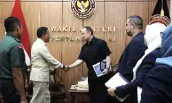 Wamenhan terima kunjungan founder ESQ, bahas kerja sama Aplikasi AI Talent Management