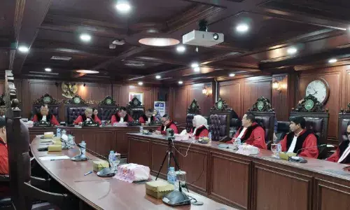 MKD putuskan Sahroni-Eko Patrio langgar kode etik dan tetap nonaktif MKD putuskan Sahroni-Eko Patrio langgar kode etik dan tetap nonaktif