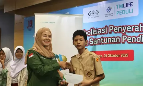 NU Care–LAZISNU dan Tokio Marine Life salurkan santunan pendidikan keberagaman NU Care–LAZISNU dan Tokio Marine Life salurkan santunan pendidikan keberagaman