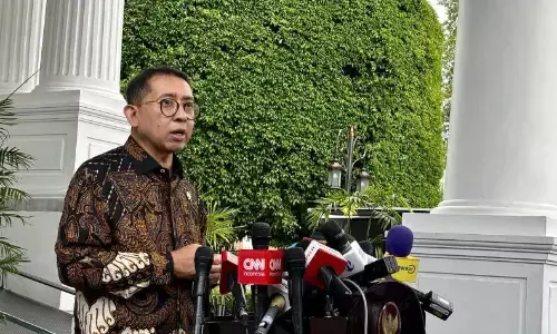 Prabowo terima 49 nama calon pahlawan, ada Soeharto dan Gus Dur Prabowo terima 49 nama calon pahlawan, ada Soeharto dan Gus Dur