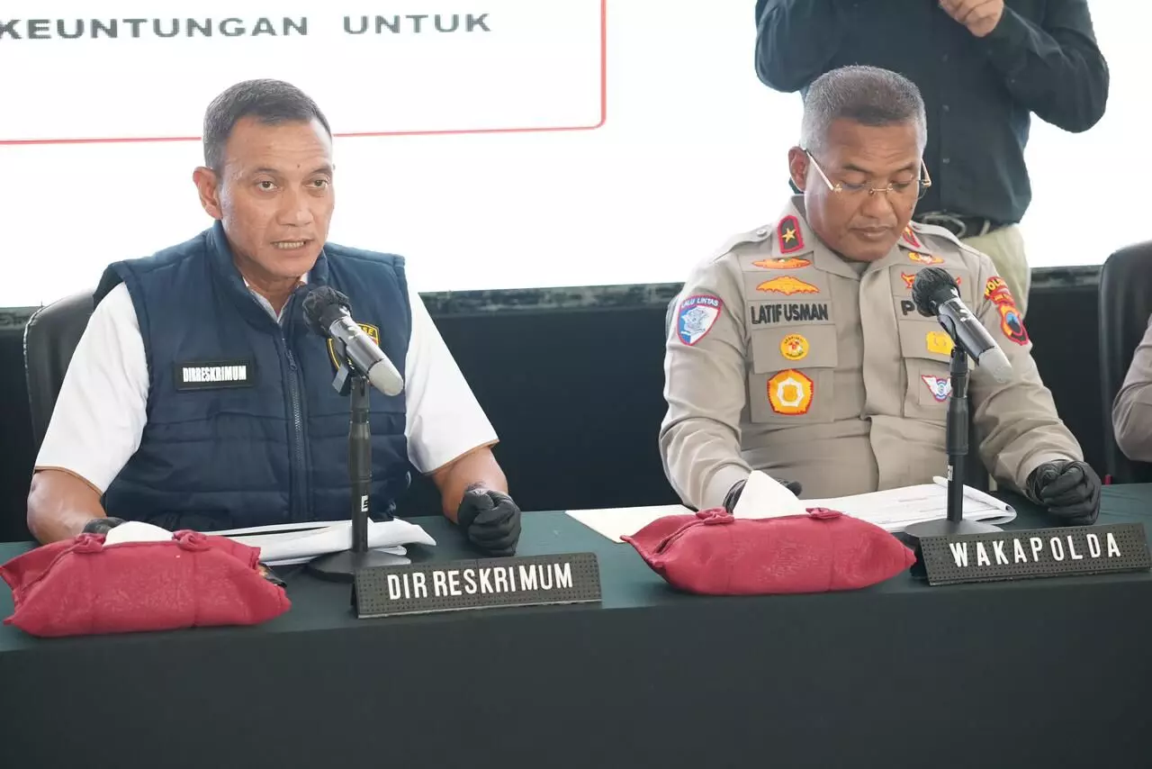 Mengaku mampu loloskan masuk Taruna Akpol, empat ditangkap setelah kantongi Rp2,65 miliar Mengaku mampu loloskan masuk Taruna Akpol, empat ditangkap setelah kantongi Rp2,65 miliar