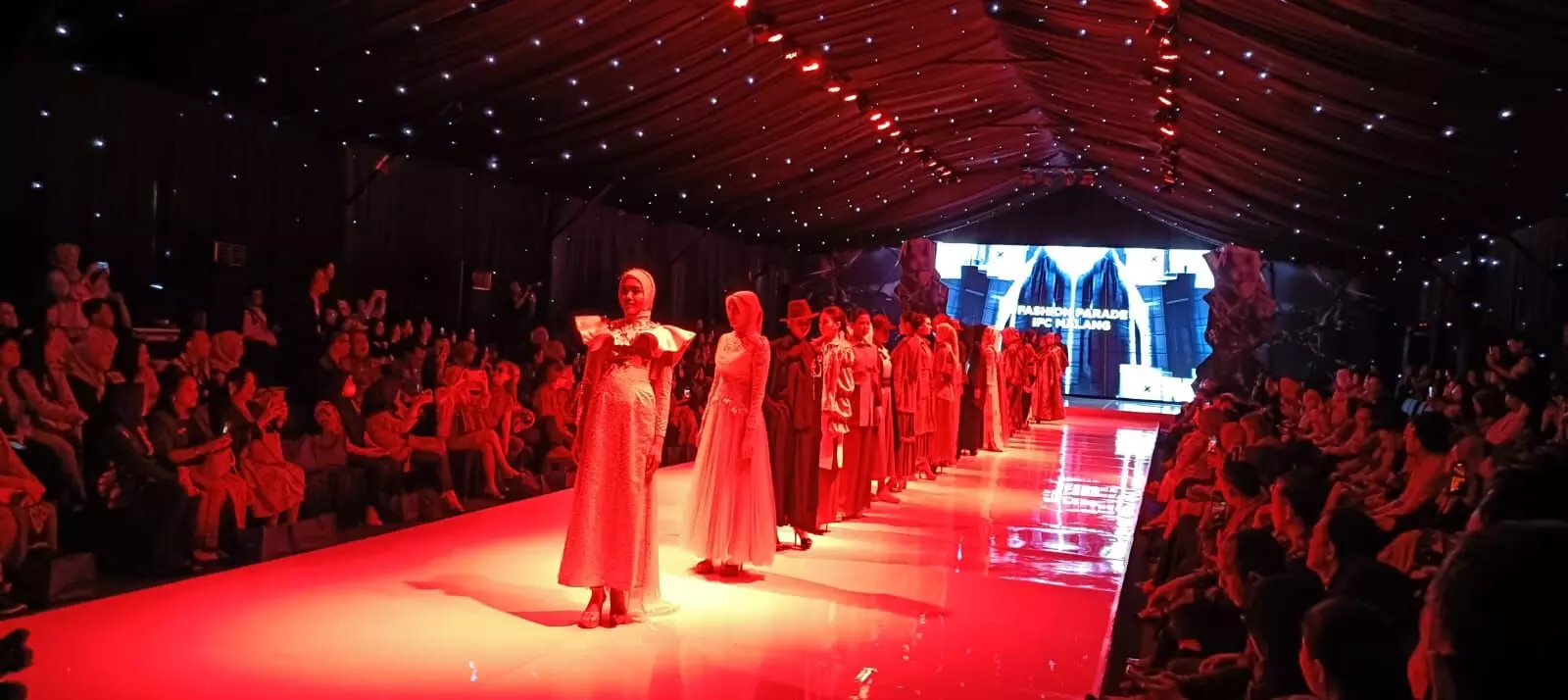 MFW 2025, kebangkitan desainer Malang `go international` MFW 2025, kebangkitan desainer Malang `go international`