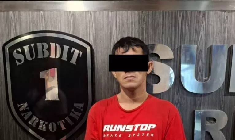 Polisi tangkap pengedar ribuan ekstasi di Jakarta Pusat Polisi tangkap pengedar ribuan ekstasi di Jakarta Pusat