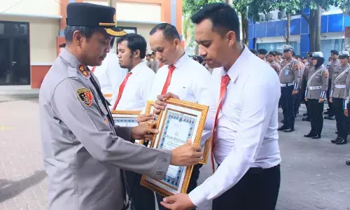 Ungkap pencurian barang antik dalam waktu sehari, tujuh personil Polres Kudus dapat penghargaan