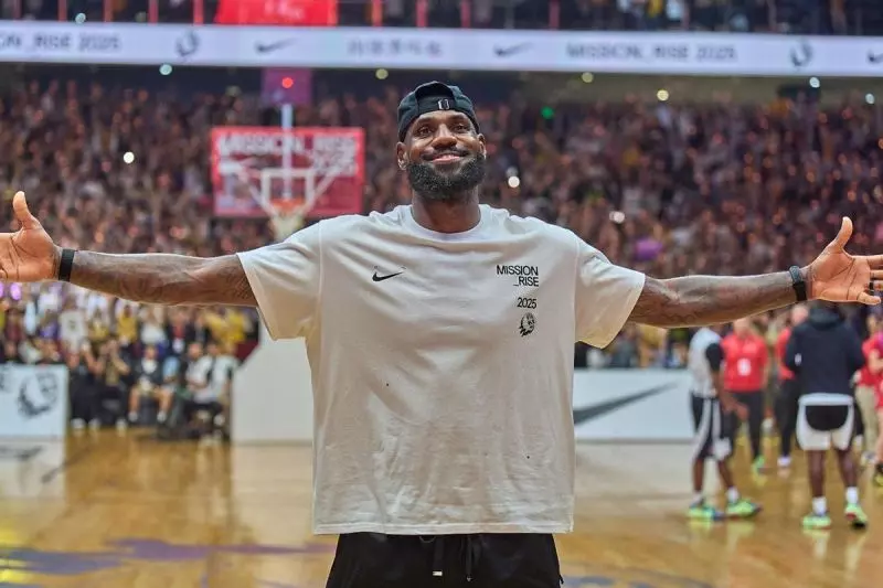 LeBron James bersiap jalani latihan intensif musim ini LeBron James bersiap jalani latihan intensif musim ini