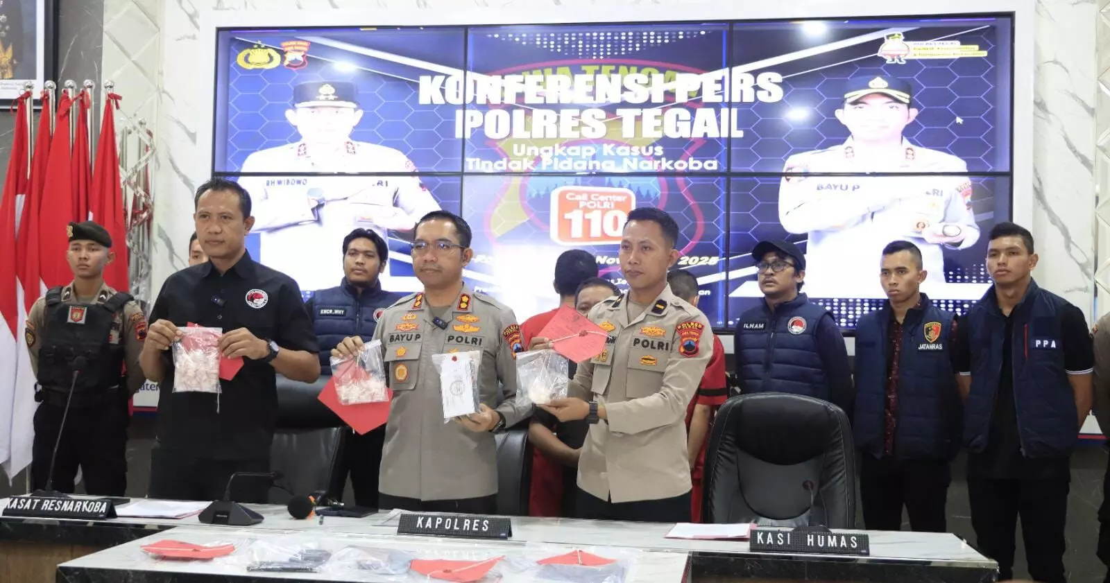Polres Tegal ungkap kasus peredaran narkotika jenis sabu di jalur Pantura Polres Tegal ungkap kasus peredaran narkotika jenis sabu di jalur Pantura