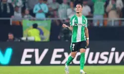 Antony cetak gol, Real Betis hajar Lyon 2-0
