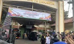 Kapolri: Seorang terduga pelaku ledakan di SMAN 72 Jakarta,  jalani operasi