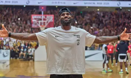 LeBron James bersiap jalani latihan intensif musim ini LeBron James bersiap jalani latihan intensif musim ini