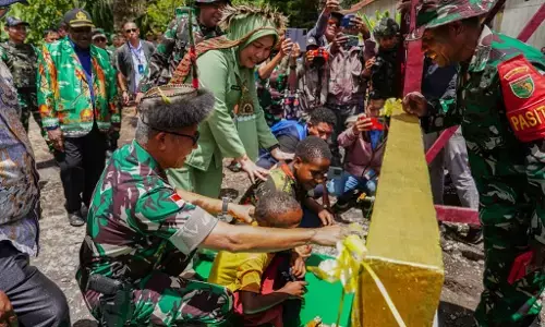 TMMD ke-126 Jayawijaya: TNI dan rakyat bergotong royong bangun Papua Pegunungan TMMD ke-126 Jayawijaya: TNI dan rakyat bergotong royong bangun Papua Pegunungan