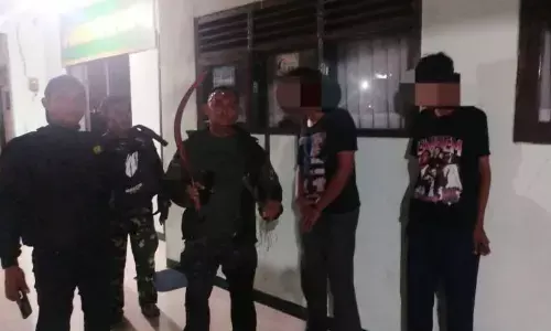 Dua pelajar Tangsel diamankan polisi karena bawa senjata tajam Dua pelajar Tangsel diamankan polisi karena bawa senjata tajam
