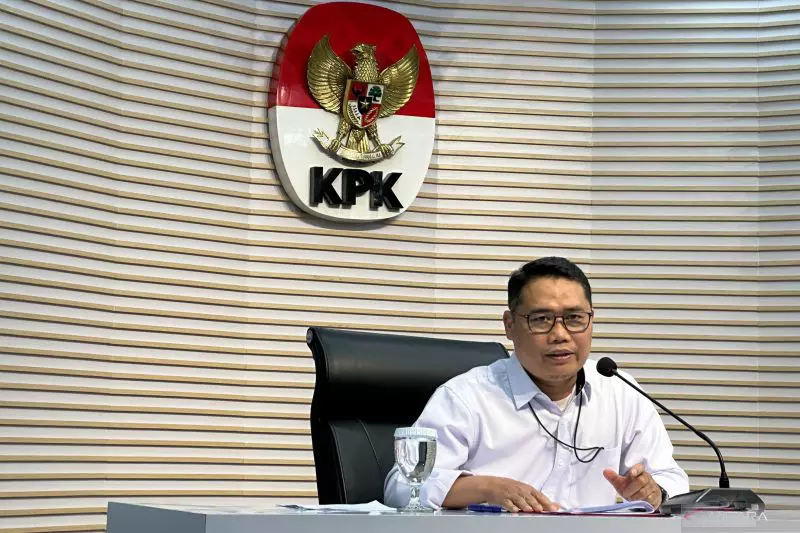KPK dalami keterlibatan legislator dalam kasus Bupati Ponorogo KPK dalami keterlibatan legislator dalam kasus Bupati Ponorogo