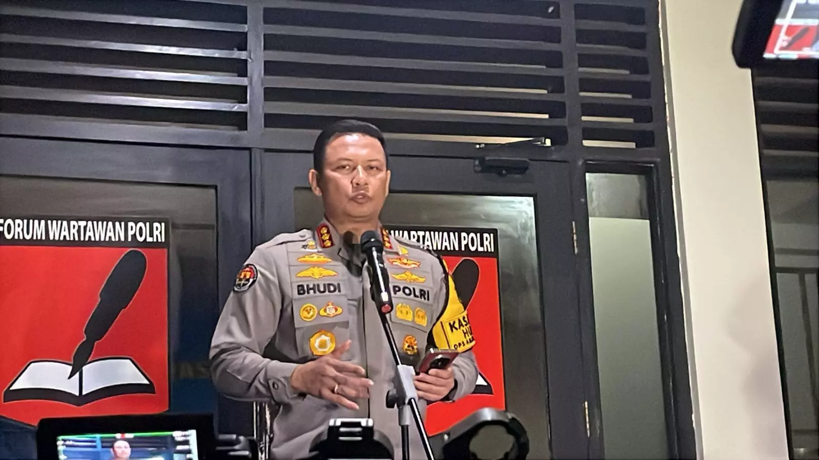 Polisi tangkap pelaku penembakan hansip Cakung di Bakauheni Polisi tangkap pelaku penembakan hansip Cakung di Bakauheni