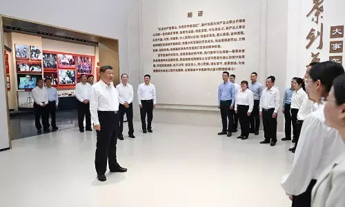Xi Jinping Inspeksi Guangdong dan Tekankan Semangat Sidang Pleno Ke-4 Komite Sentral Ke-20 PKT Xi Jinping Inspeksi Guangdong dan Tekankan Semangat Sidang Pleno Ke-4 Komite Sentral Ke-20 PKT