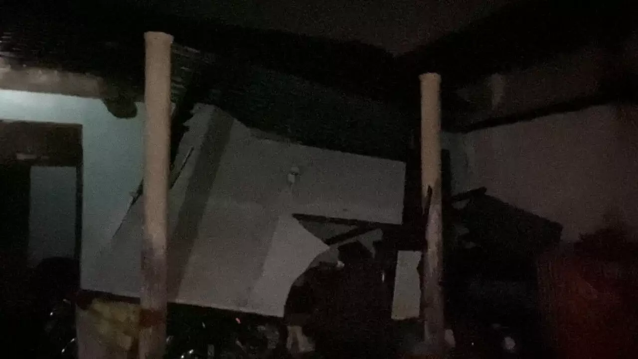 11 November 2024: Puluhan rumah di Bujel Kota Kediri rusak diterjang puting beliung