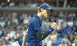 Sinner mulai upaya pertahankan gelar ATP Finals lawan Auger-Aliassime