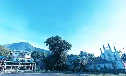 Pos PGA: Terdengar gemuruh dari kawah dua Gunung Karangetang